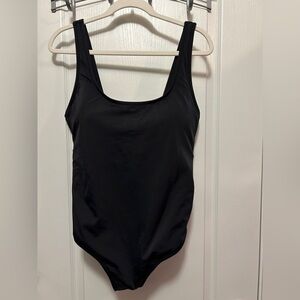 Fabletics Scoop Tie Back One-Piece Swimsuit black women XXL/1X black classic NWT